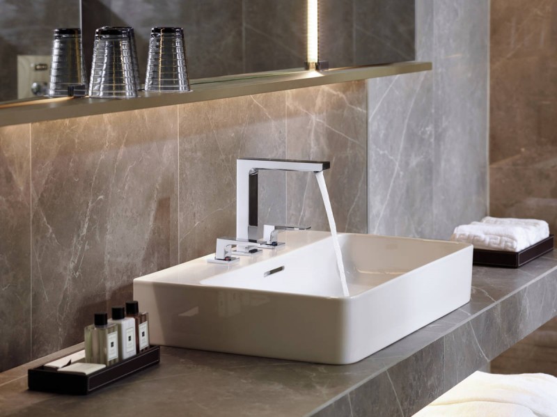 Hansgrohe FinishPlus Metropol 160 3-otworowa bateria umywalkowa wysoka z klik-klakiem czarny chrom szczotkowany 32515340