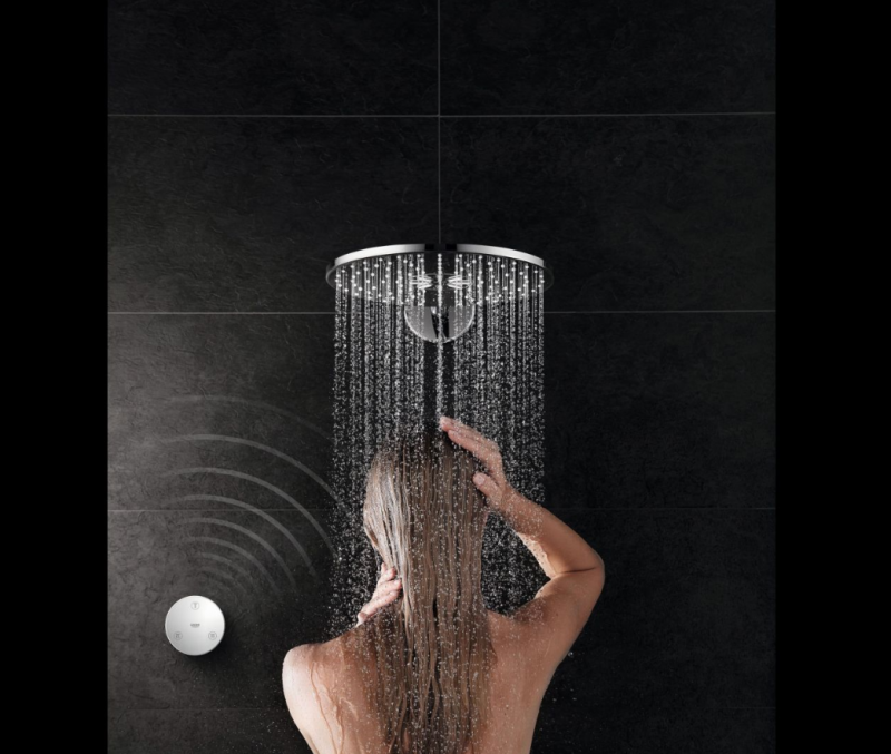 Grohe Rainshower 310 SmartConnect deszczownica 31x31 z ramieniem 2 strumienie  z pilotem chrom połysk 26640000