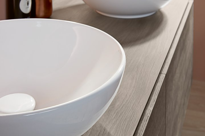 Villeroy&Boch Loop&Friends umywalka stawiana na blat 42x42 cm biała Weiss Alpin CeramicPlus 4A4601R1